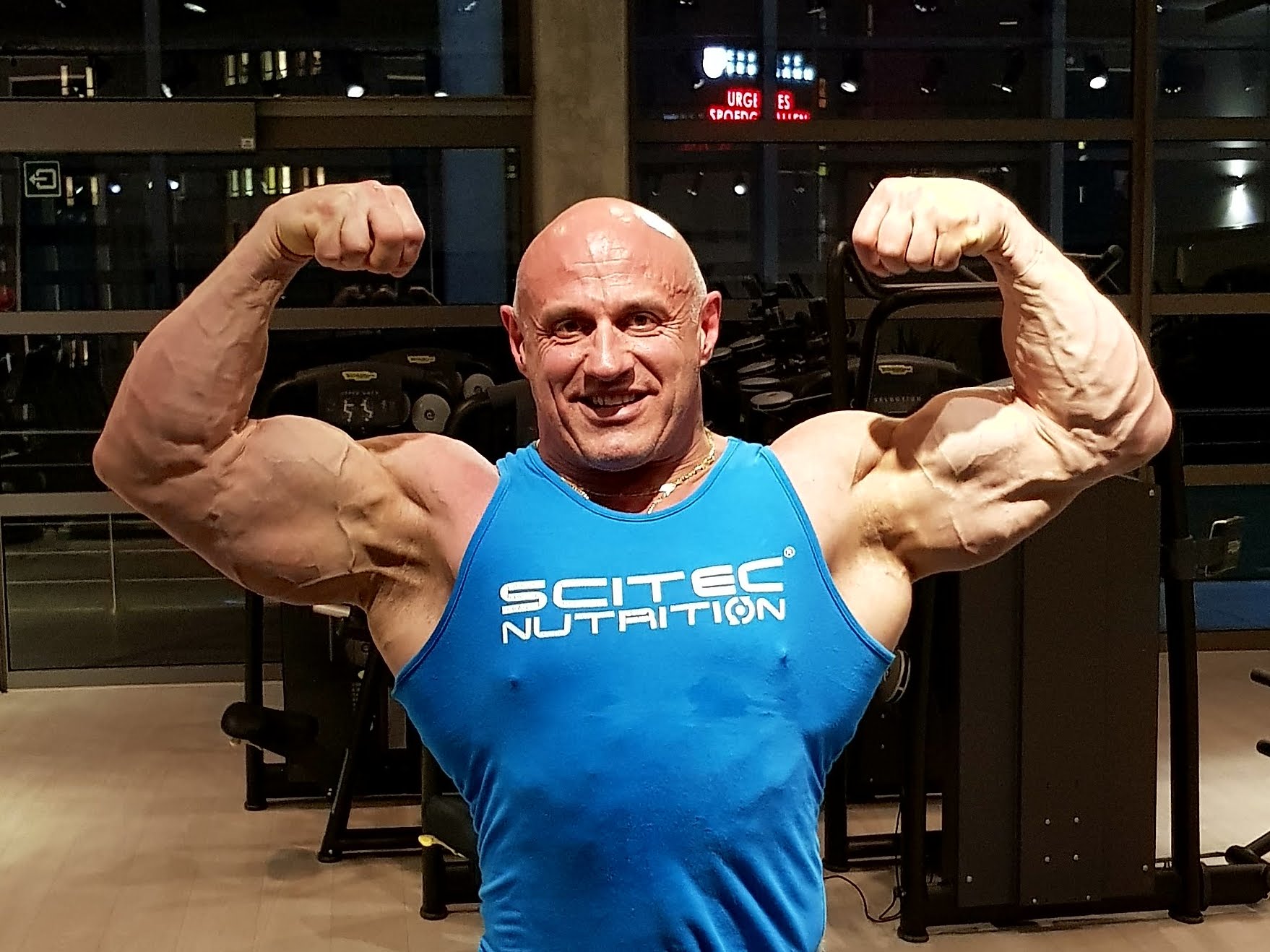 Eric Carpentier qui pose devant la caméra